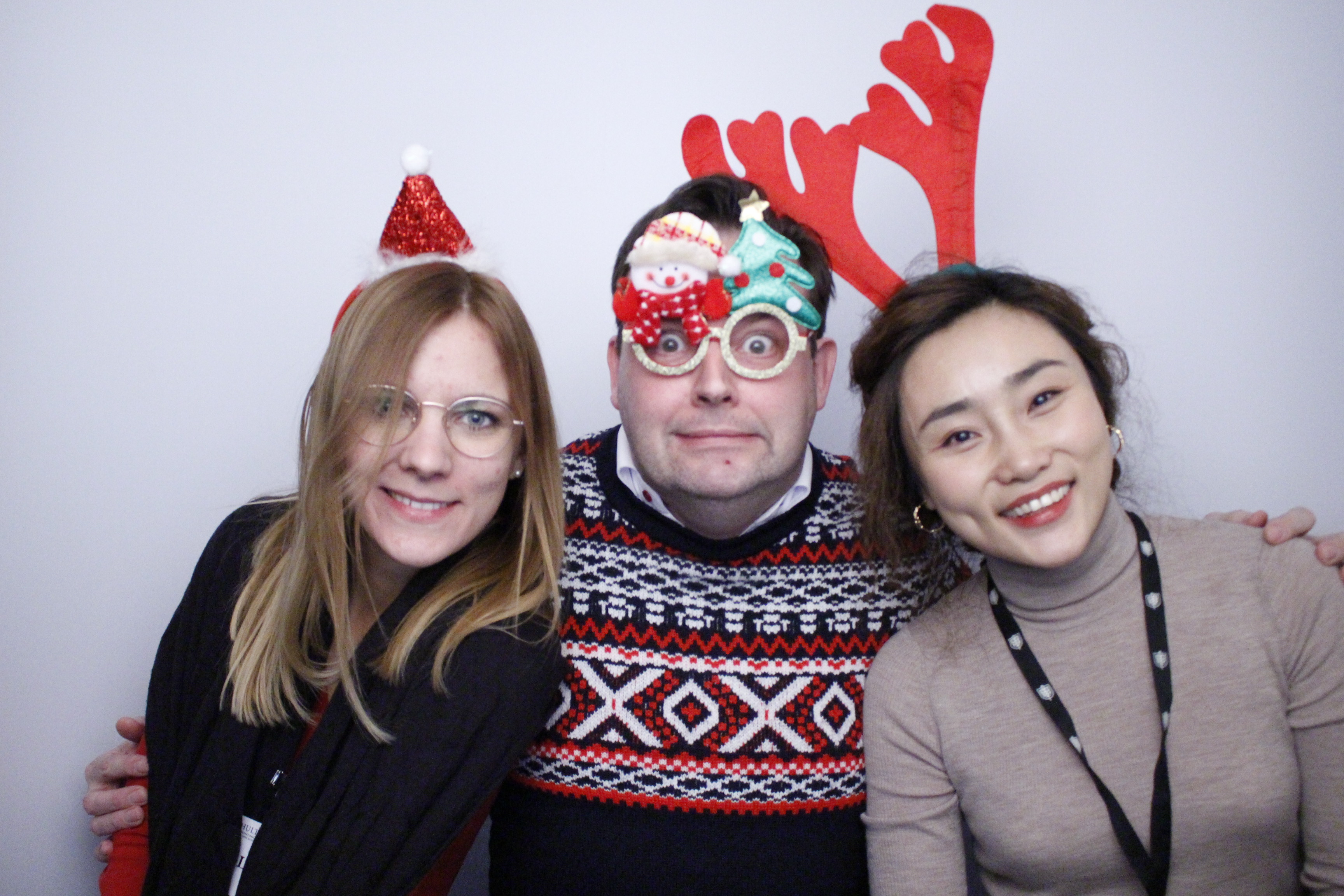 Hult EMBA Year 1 Christmas Dinner | View more photos from the event at gallery.myphotoboothexperience.co.uk/u/MyPhotoBoothExperienceLtd/Hult-EMBA-Year-1-Christmas-Dinner